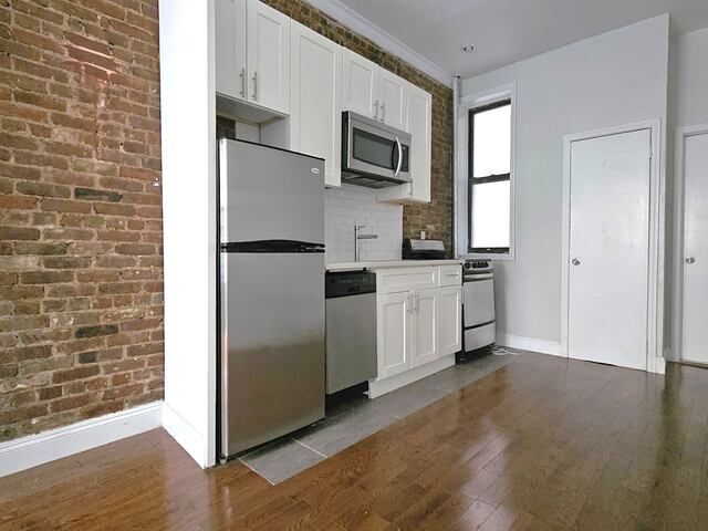 Studio at 523 West 156th Street