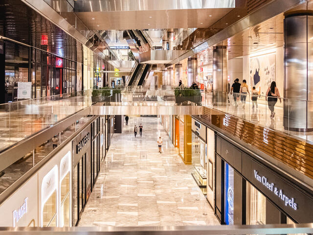 Visit world-class retailers at The Shops & Restaurants at Hudson Yards.