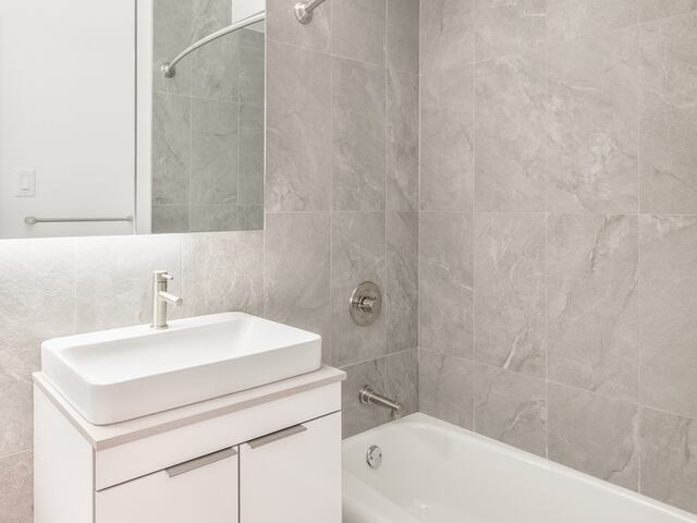 1-Bedroom at Kips Bay Court : 490 Second Ave