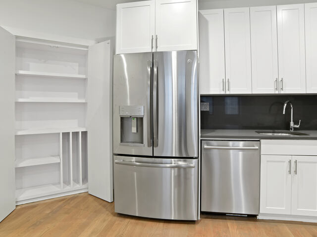2-Bedroom at 121 Madison Avenue