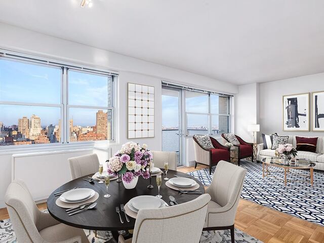 2-Bedroom at The Stratford