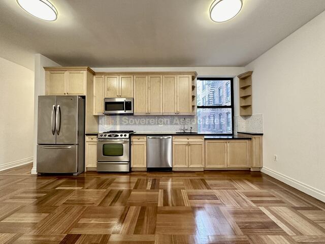 3-Bedroom at The Westbourne : 609 West 137th
