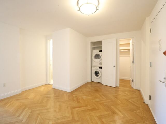 1-Bedroom at Lexington Towers