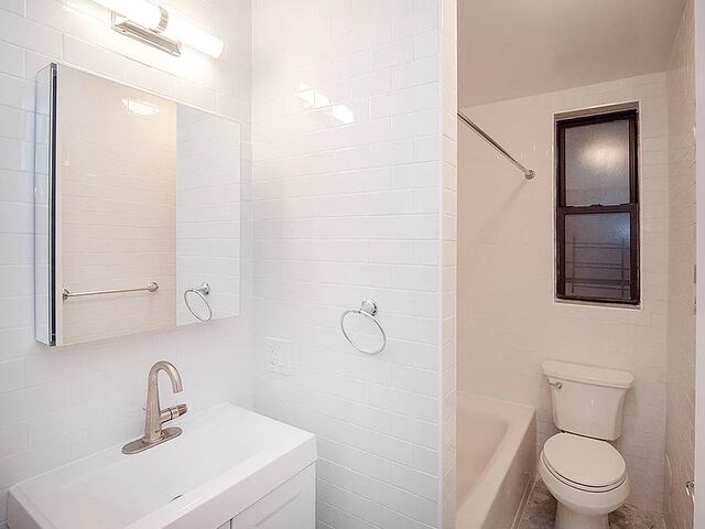 1-Bedroom at 280 Riverside Drive