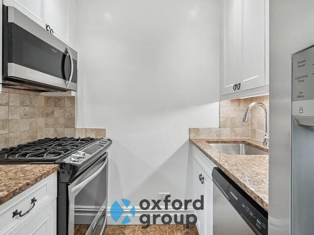 2-Bedroom at 6 East 97th Street
