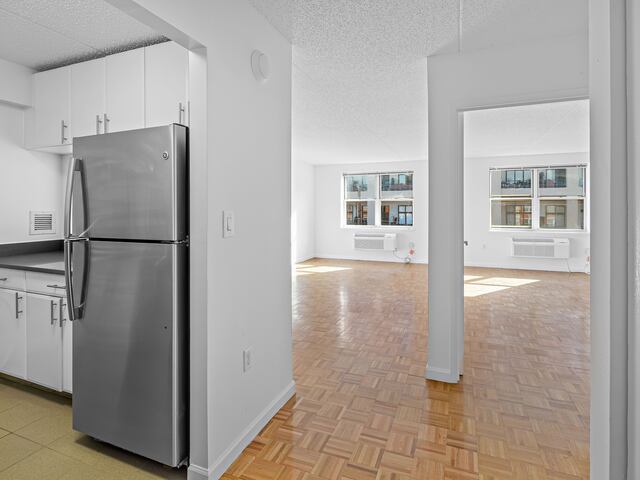 1-Bedroom at Newport: The Lincoln