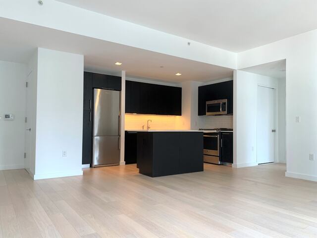 2-Bedroom at 535W43