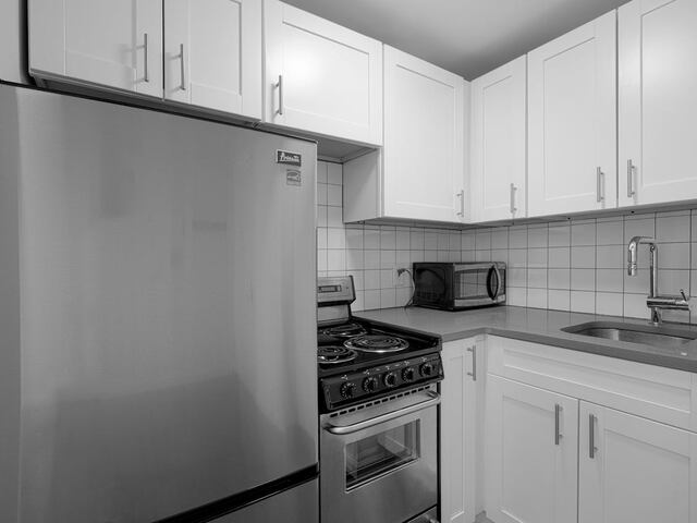 Studio at 323 West 4th Street