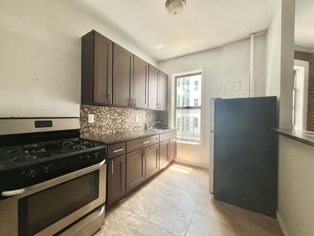 2-Bedroom at 70 Post Avenue