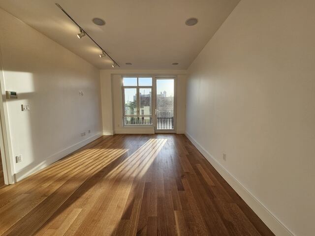 1-Bedroom at 301 Sullivan Place