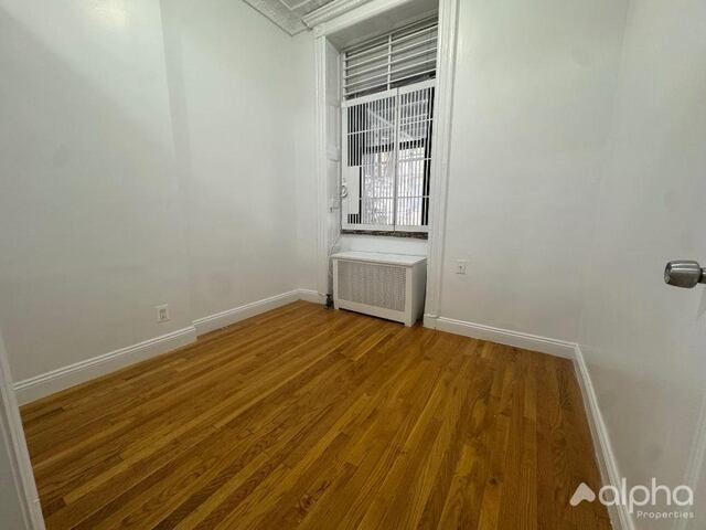 1-Bedroom at 309 East 69th Street