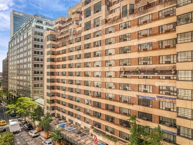 Studio at The Beaux Arts: 307 East 44th