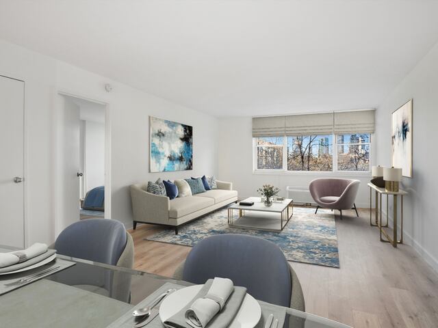 2-Bedroom at Gateway: 345 South End