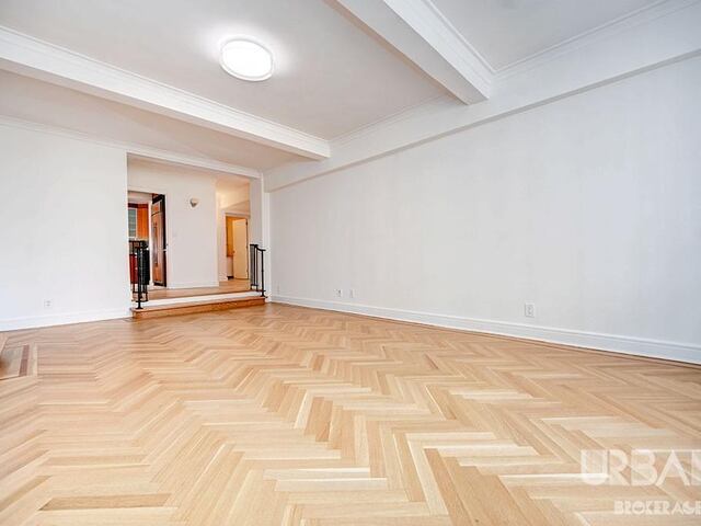 3-Bedroom at 10 West 74th Street