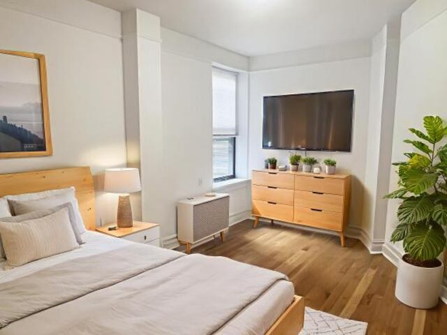 2-Bedroom at 550 Riverside Drive