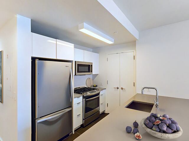 1-Bedroom at Hoyt and Horn