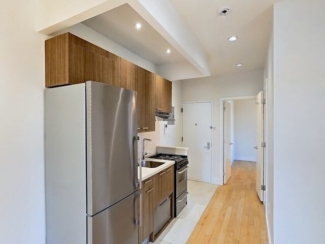 2-Bedroom at 19 Stanton Street