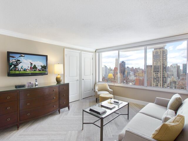 1-Bedroom at Sutton Court