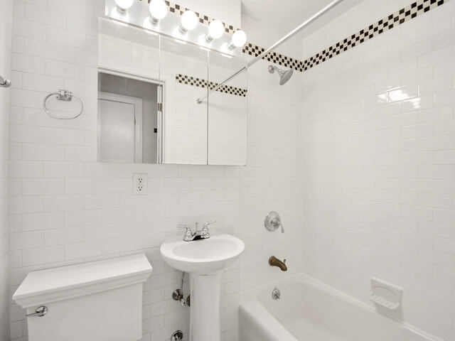 Studio at 124 East 27th Street