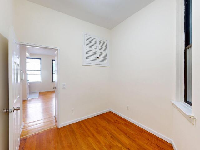 1-Bedroom at 434 East 89th Street