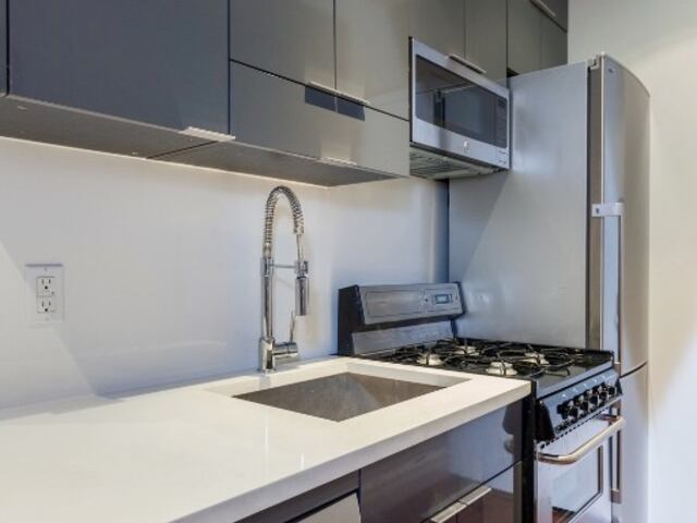 1-Bedroom at 1590 Lexington Avenue