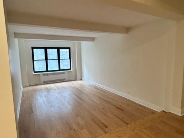 2-Bedroom at 141 East 56th Street