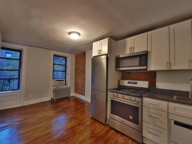 1-Bedroom at 521 East 5th Street