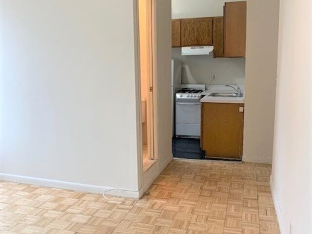 Studio at 230 Thompson Street