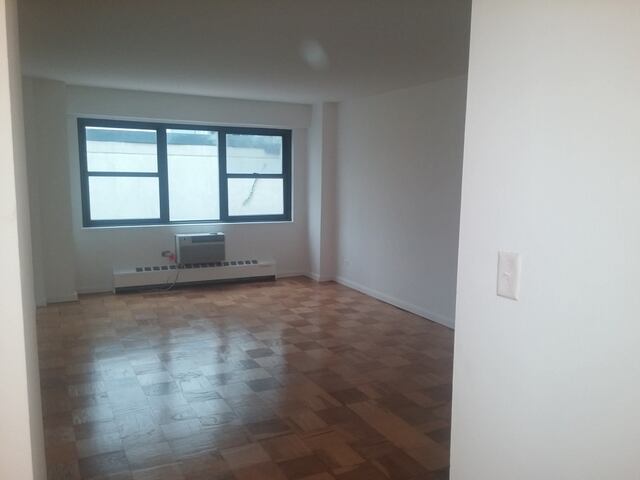 1-Bedroom at Ambassador East