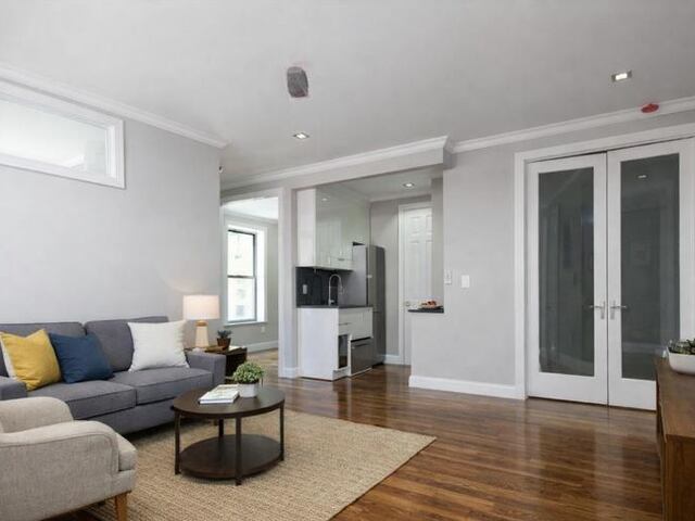 3-Bedroom at 16 East 116th Street