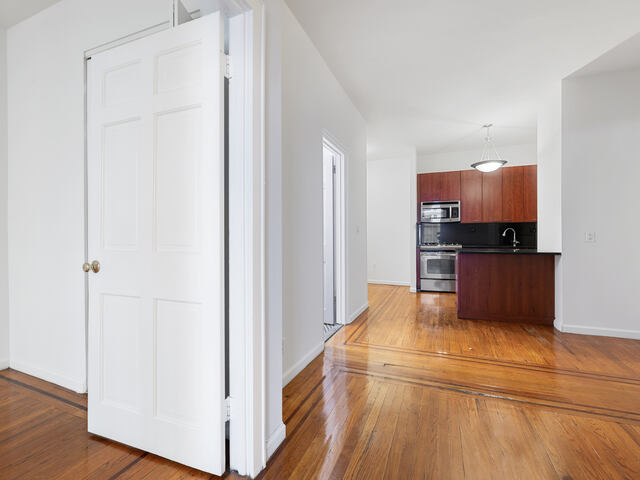 1-Bedroom at 121 Madison Avenue
