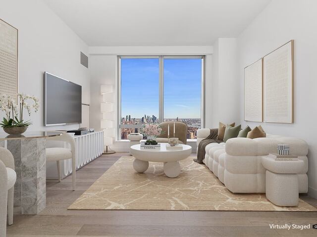 1-Bedroom at One Manhattan Square