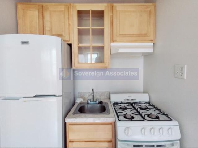 Studio at 936 West End Avenue