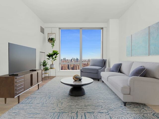1-Bedroom at One Manhattan Square