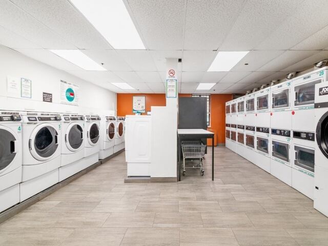 1-Bedroom at Midwest Court