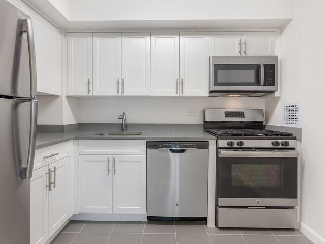 Studio at Gateway: 365 South End