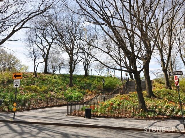 2-Bedroom at 550 Riverside Drive