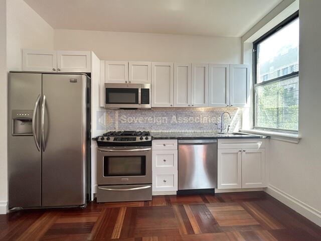 4-Bedroom at The Westbourne : 601-603 West 137th