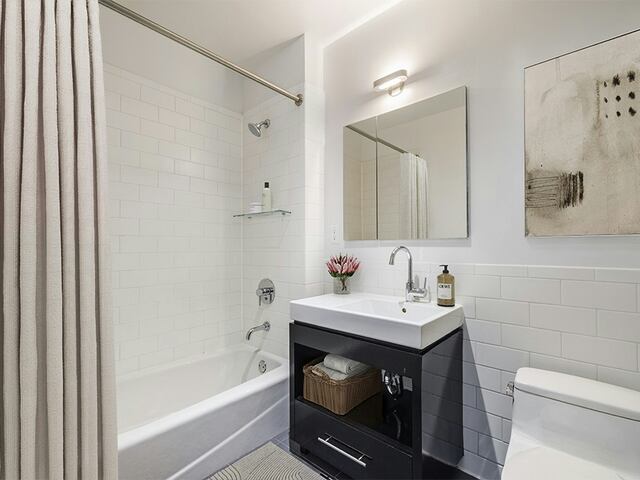 1-Bedroom at Mercedes House