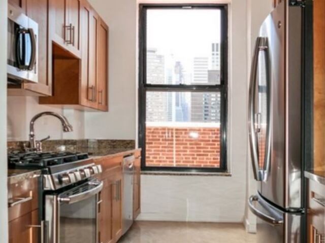 2-Bedroom at 405 East 54th Street