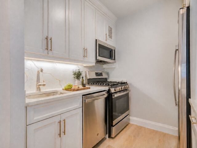 1-Bedroom at One Lincoln Plaza