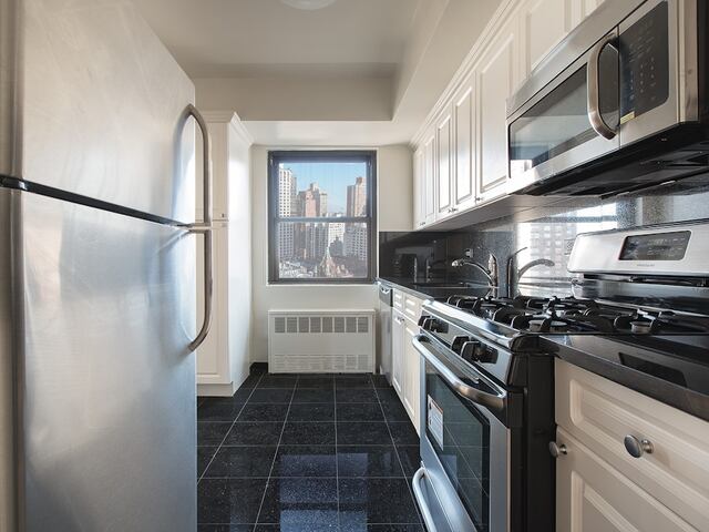 2-Bedroom at Yorkshire Towers