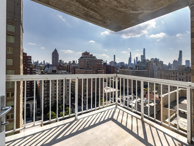 1-Bedroom at West River House