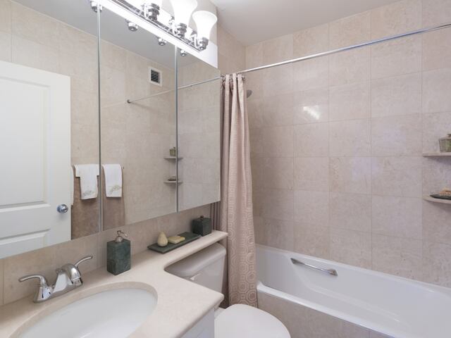 1-Bedroom at Normandie Court: 225 East 95th