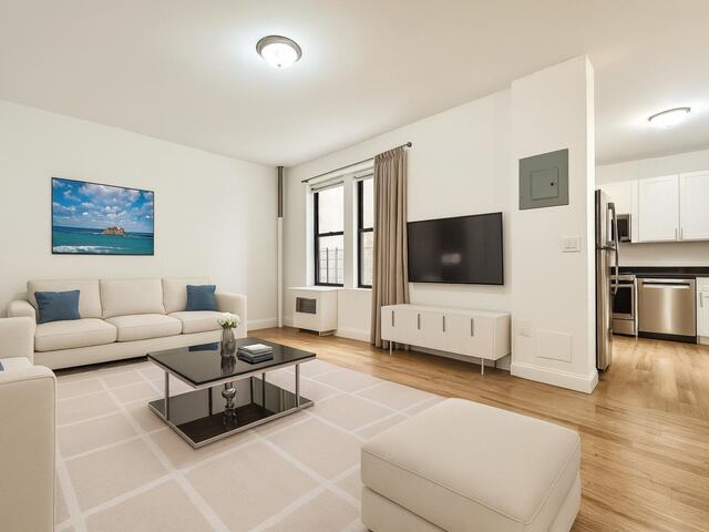 1-Bedroom at 44 Bennett Avenue
