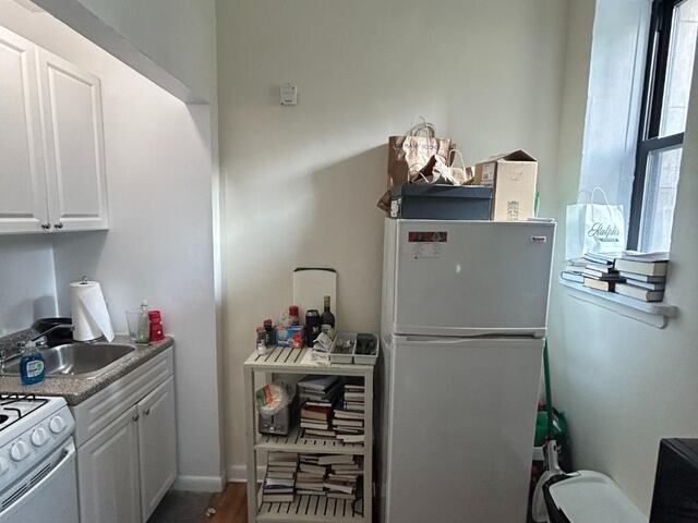 Studio at 2020 Broadway