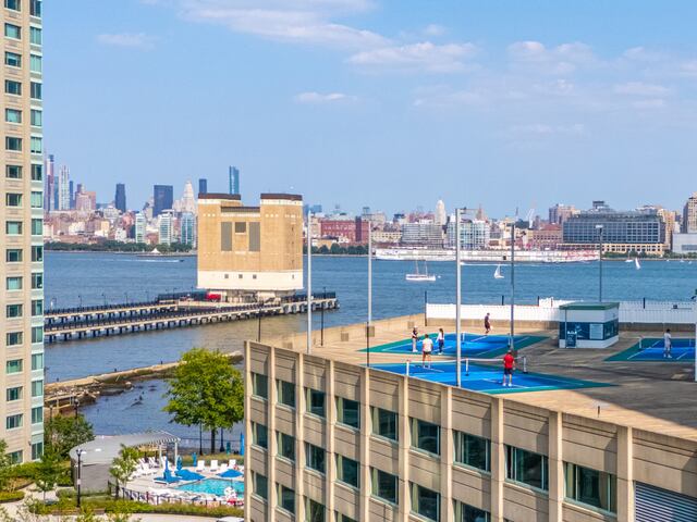 1-Bedroom at Newport: East Hampton