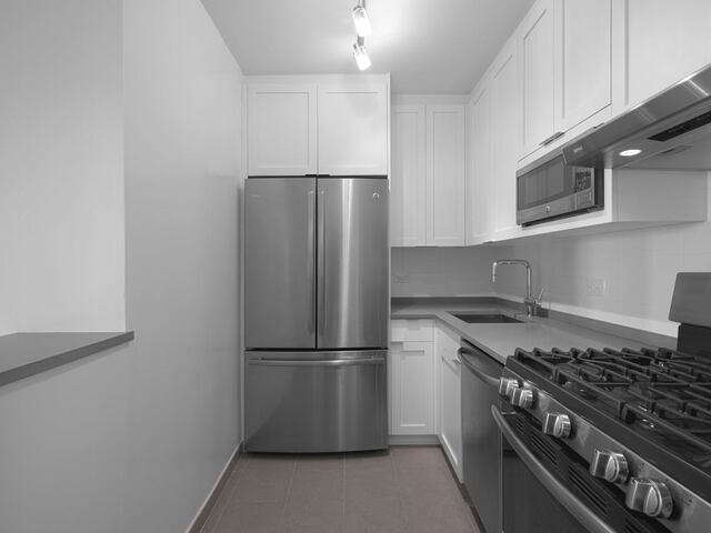 1-Bedroom at South Park Tower