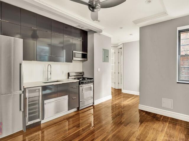 2-Bedroom at 1590 Lexington Avenue