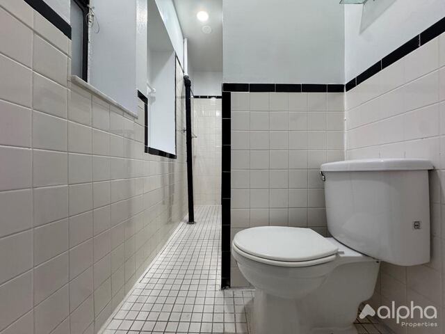 2-Bedroom at 332 East 95th Street